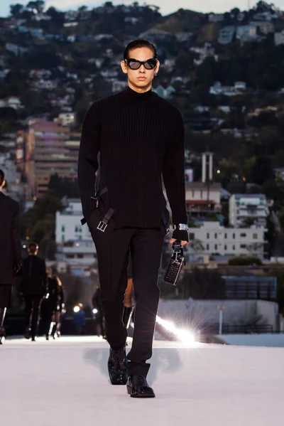 Look 23
